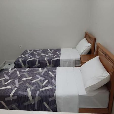 Ground Floor 2 Bedroom Apartment - City Centre Location - Optic Fibre Wifi Tanger Buitenkant foto