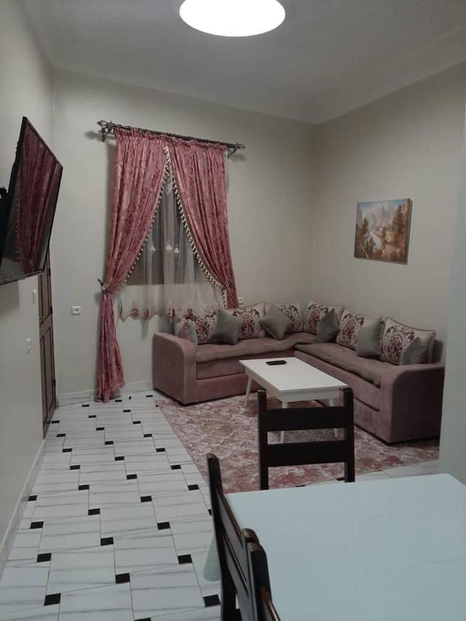 Ground Floor 2 Bedroom Apartment - City Centre Location - Optic Fibre Wifi Tanger Buitenkant foto