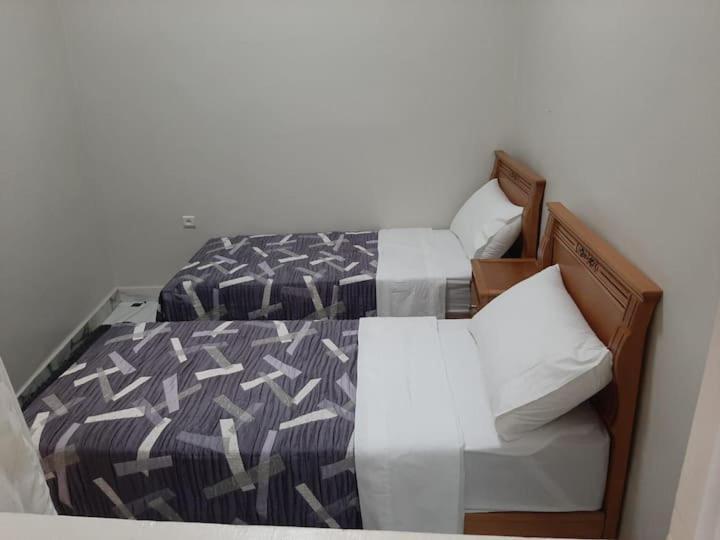 Ground Floor 2 Bedroom Apartment - City Centre Location - Optic Fibre Wifi Tanger Buitenkant foto