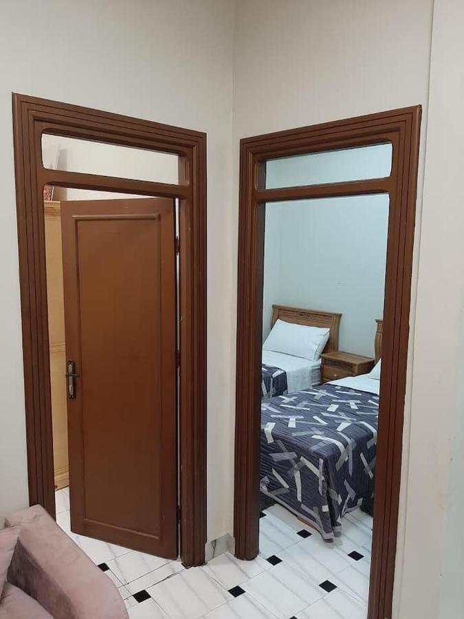Ground Floor 2 Bedroom Apartment - City Centre Location - Optic Fibre Wifi Tanger Buitenkant foto
